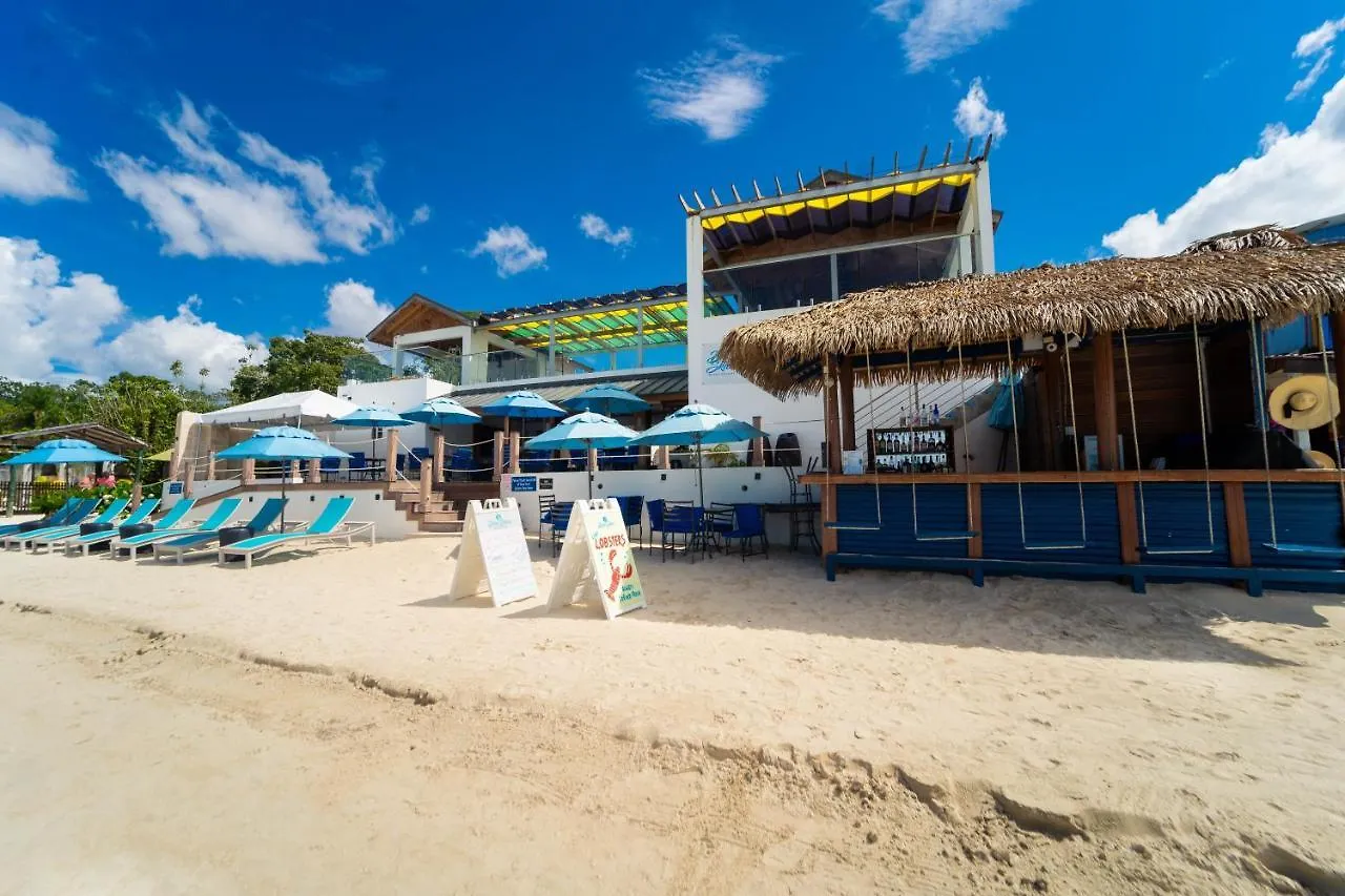Blue Skies Beach Resort Negril Hotel